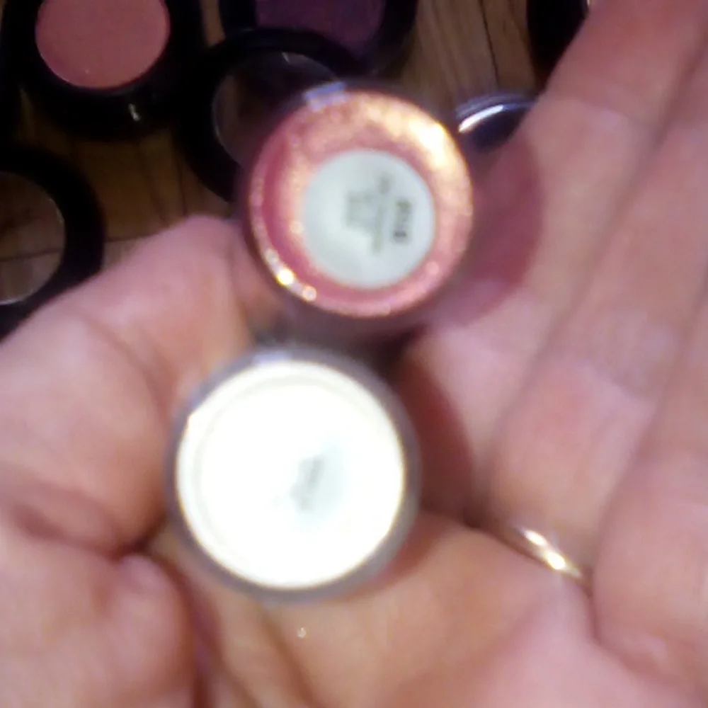 Mac eyeshadow lot 6 Mac 2 lancome